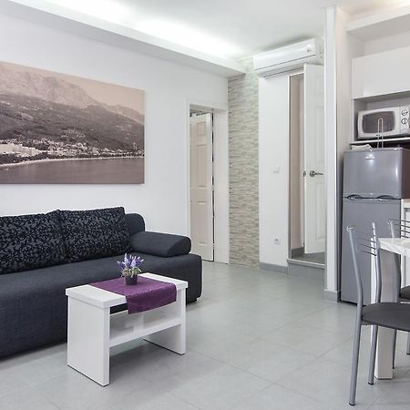 Apartments Smiljka Tučepi Стая снимка