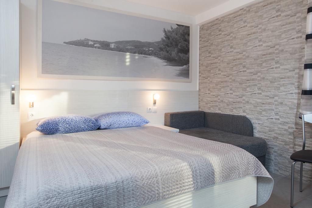 Apartments Smiljka Tučepi Стая снимка