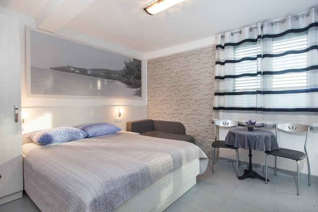 Apartments Smiljka Tučepi Екстериор снимка